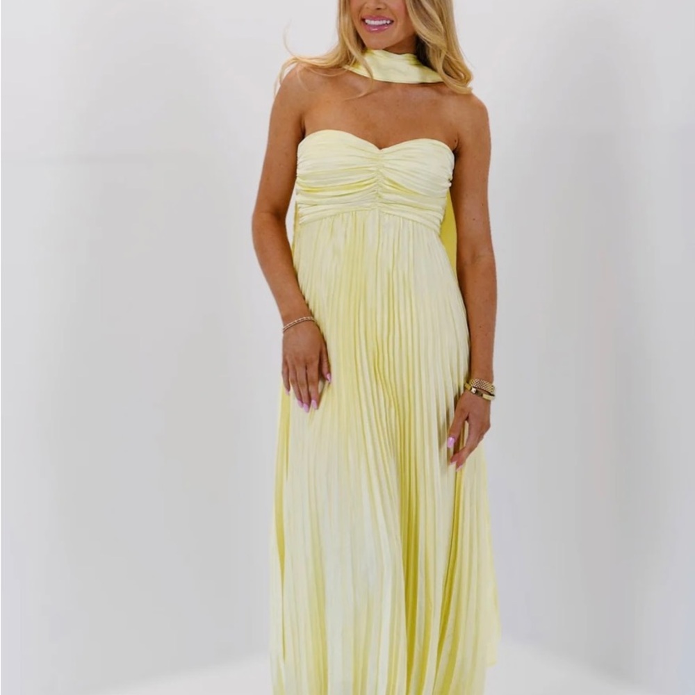 Elegant Yellow Strapless Dress